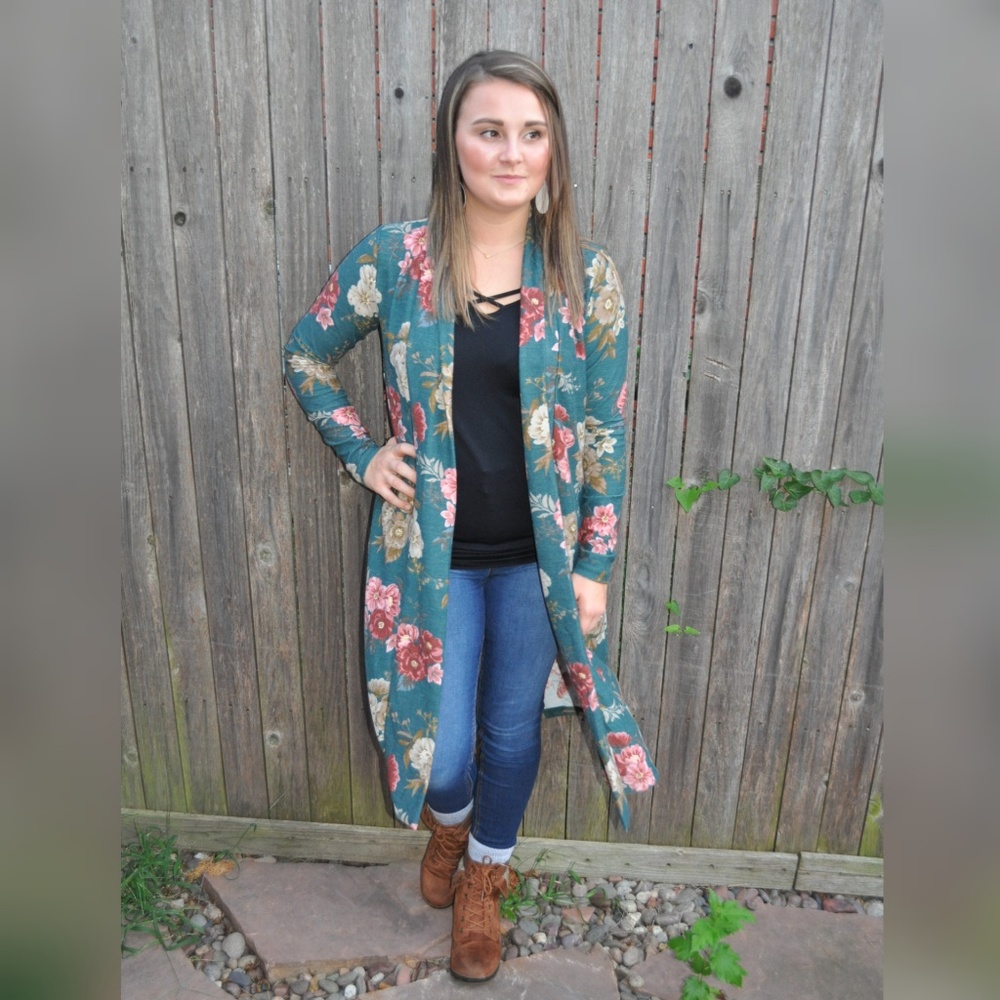 Haptics Hunter Green Floral Duster Sweater - Picture 4 of 4